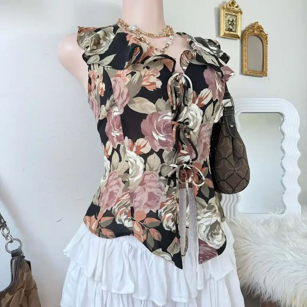Y2K Floral Print Sleeveless Tie-Front Top